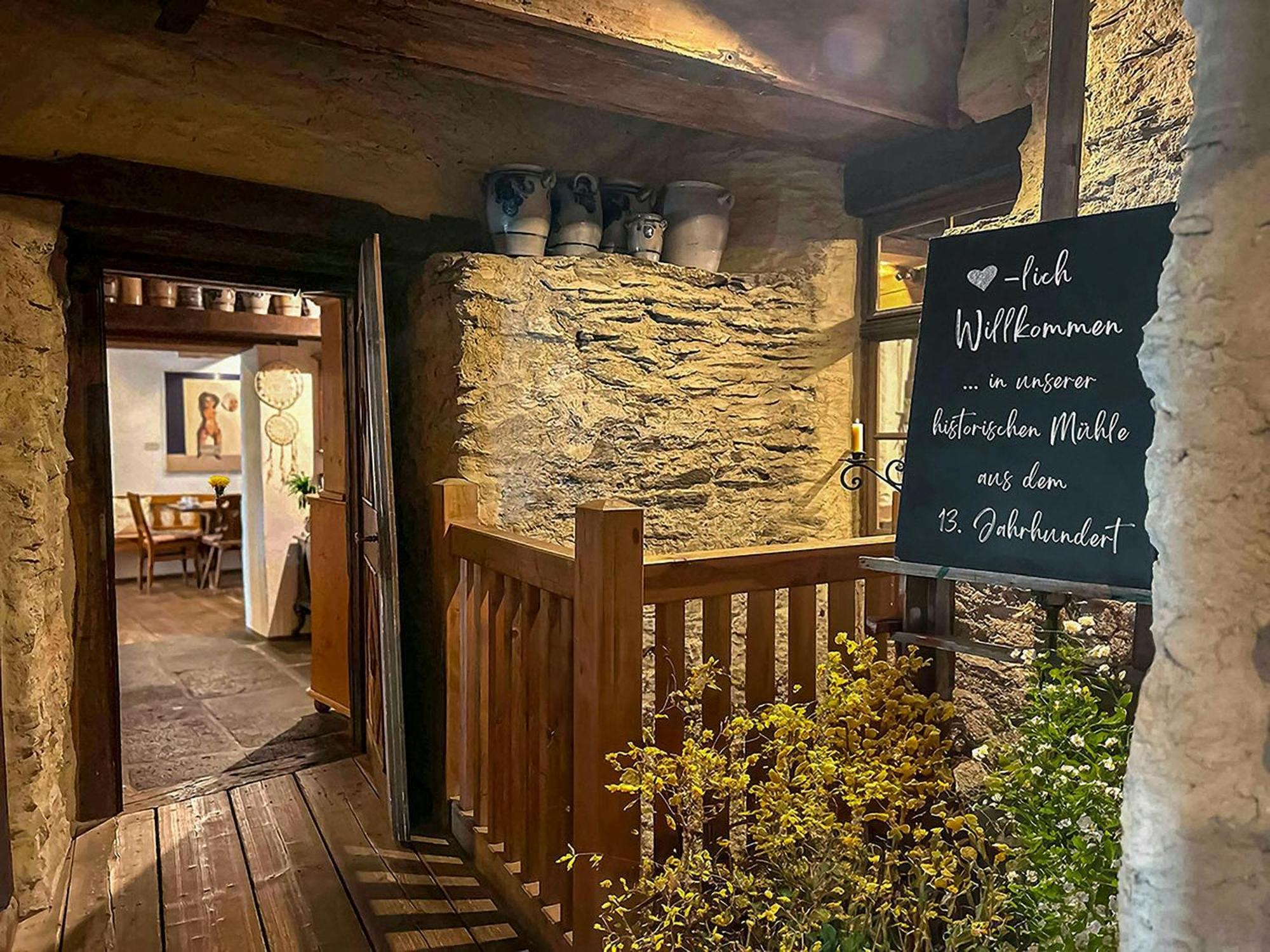 Landgasthof Zum Weissen Schwanen Braubach Exteriör bild